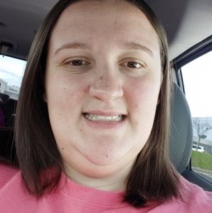 Meet your Posher, Carrie